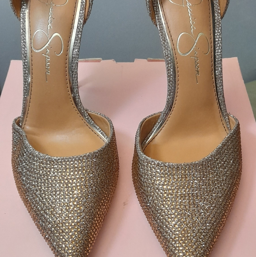 Jessica Simpson Whispie Pumps